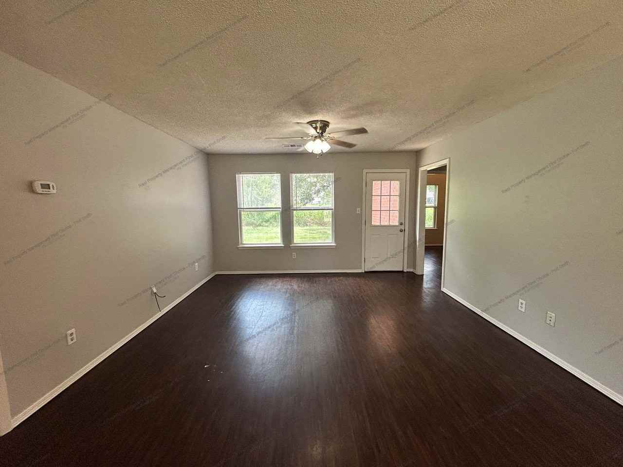 1911 Whippoorwill Dr - Photo 2 of 19