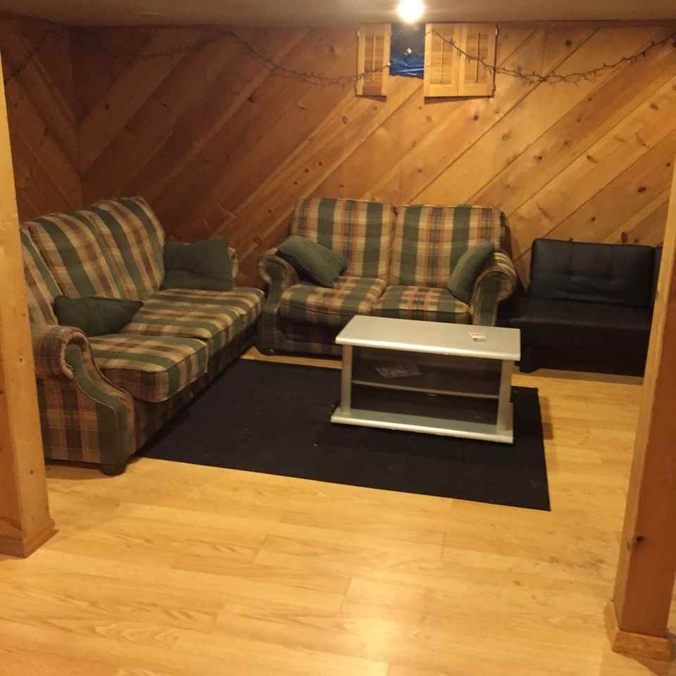 85 Toleman Rd - Photo 2 of 23