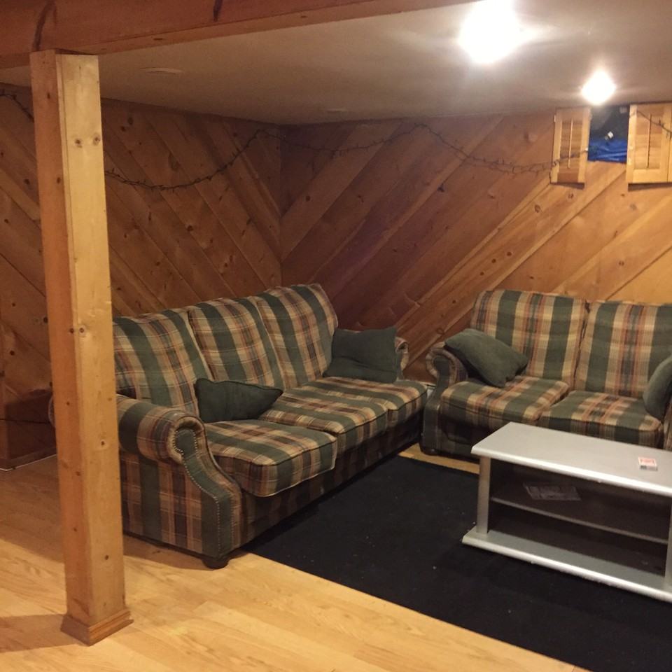 85 Toleman Rd - Photo 3 of 23