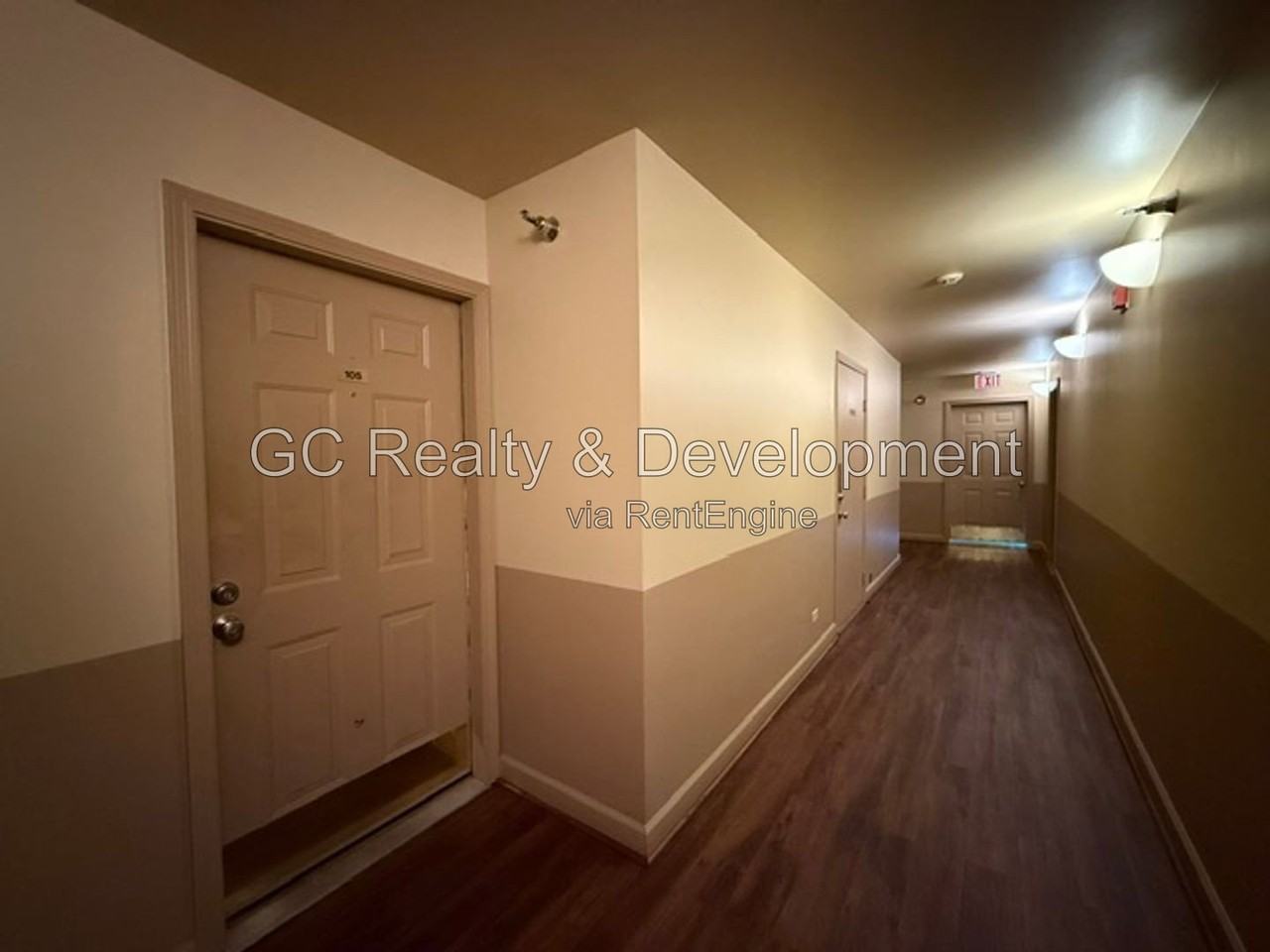105 Glengarry Dr #105 - Photo 2 of 16