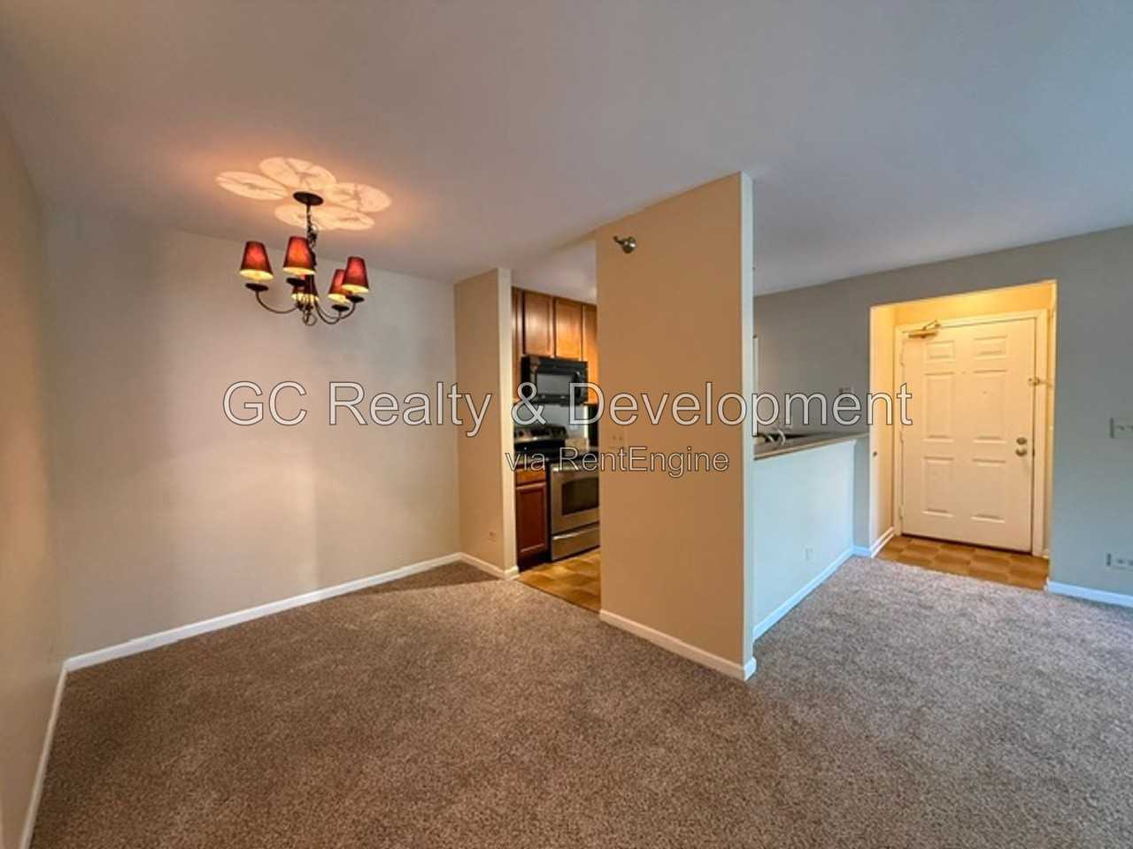 105 Glengarry Dr #105 - Photo 6 of 16