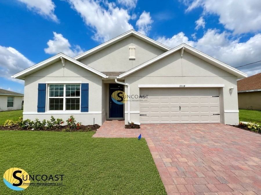 2518 Ne 6th Pl - Photo 2 of 44