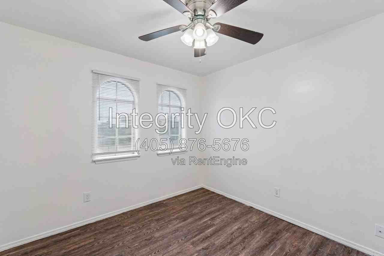 8514 Candlewood Dr - Photo 7 of 45