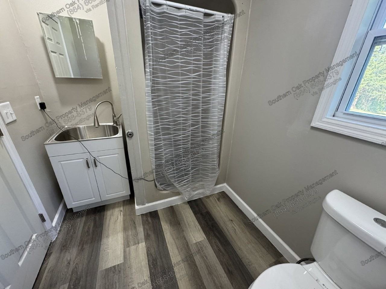 118 Harrys Dr - Photo 7 of 11