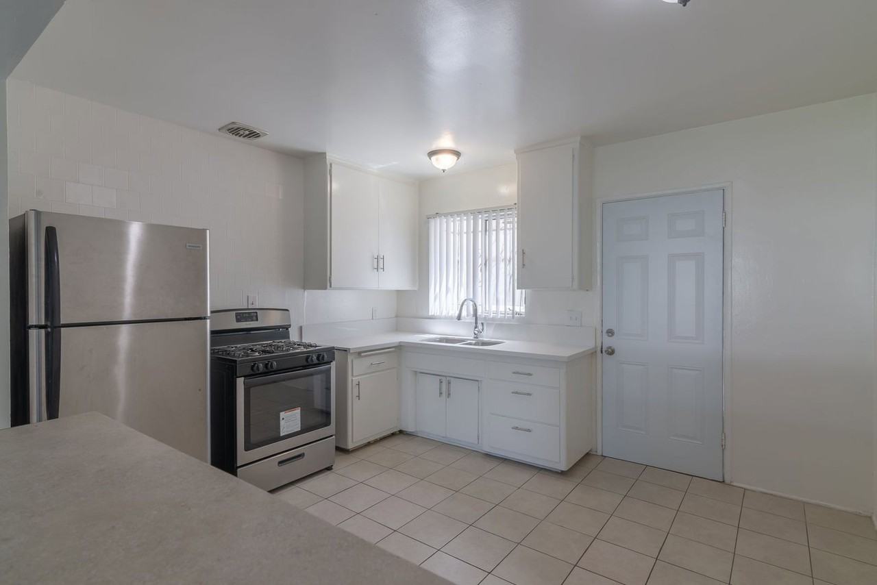 3868 Potomac Ave #6A - Photo 2 of 16