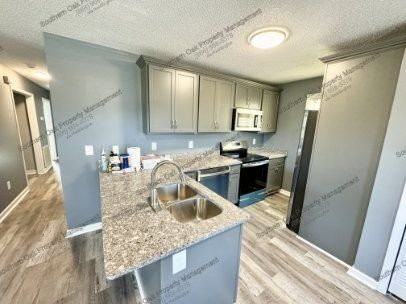 101 Ashley Dr - Photo 3 of 13