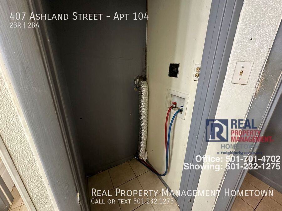 407 Ashland St #104 - Photo 6 of 13