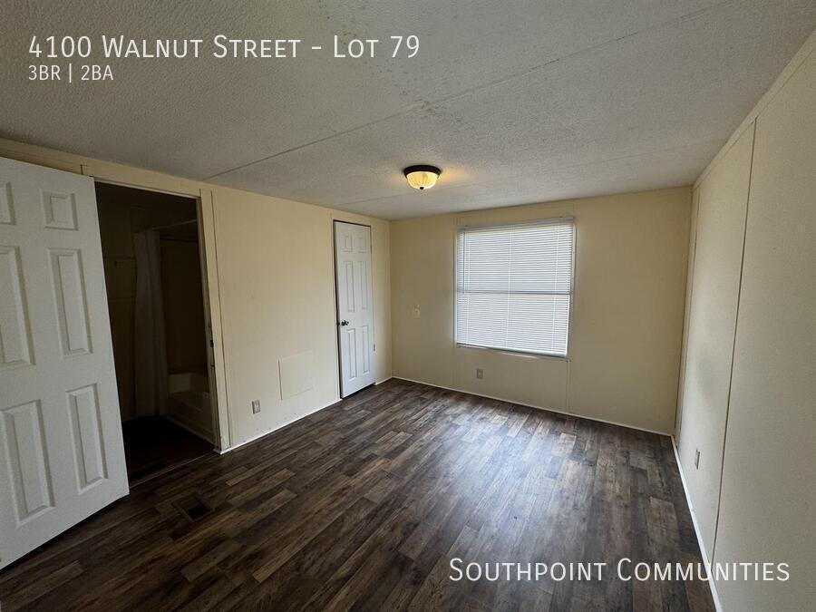 4100 Walnut St - Photo 5 of 10