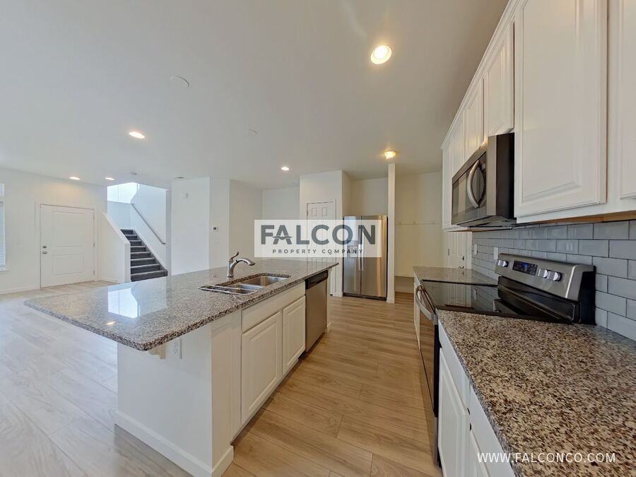 9393 Cashel Trl - Photo 6 of 20
