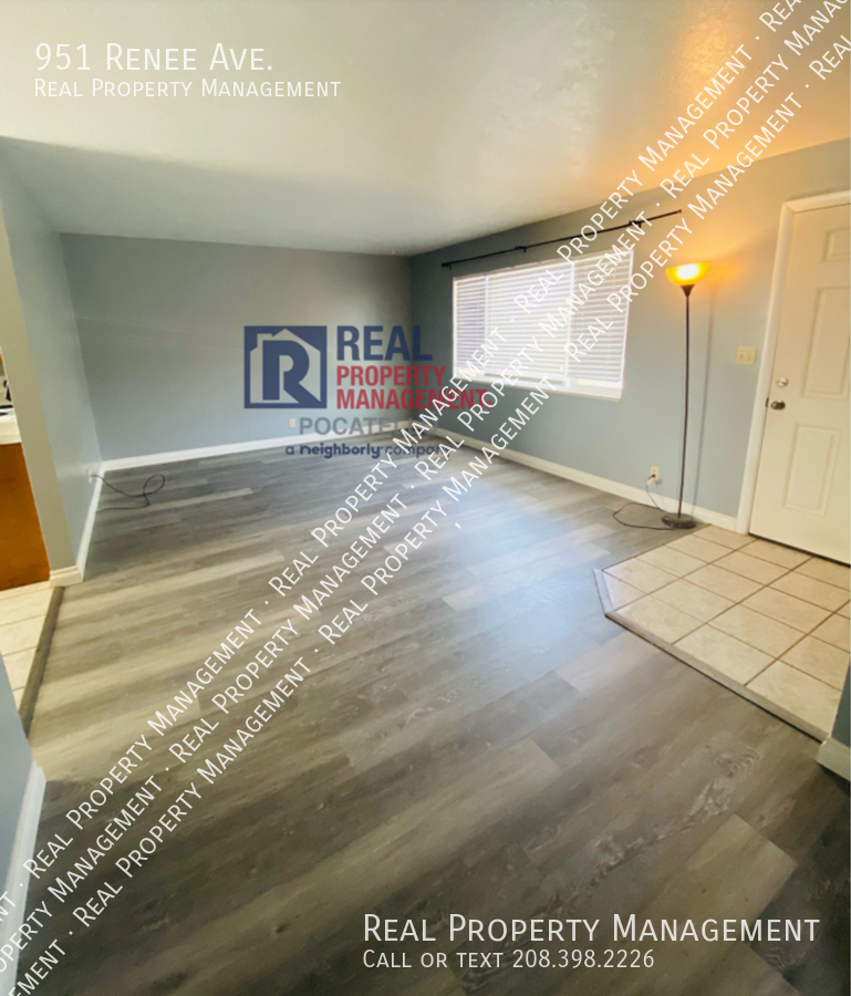 951 Renee Ave - Photo 6 of 13
