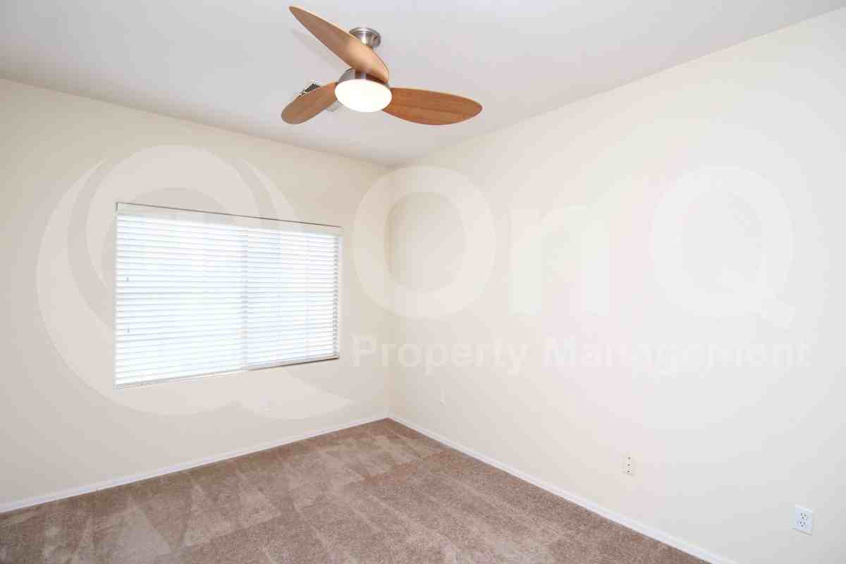 16410 S 12th St #233 - Photo 7 of 19