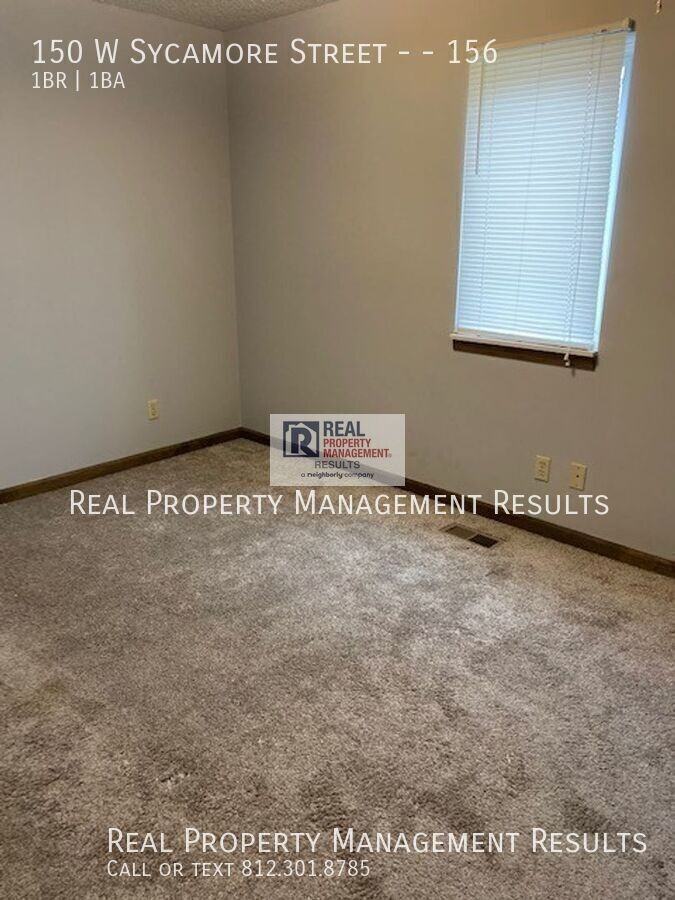 150 W Sycamore St #156 - Photo 7 of 10