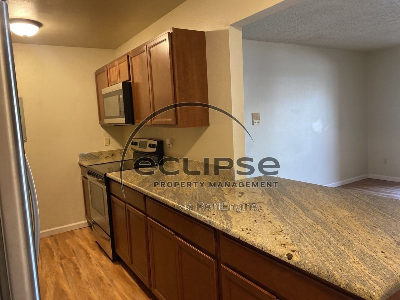 512 Bell Ct #B1 - Photo 5 of 25