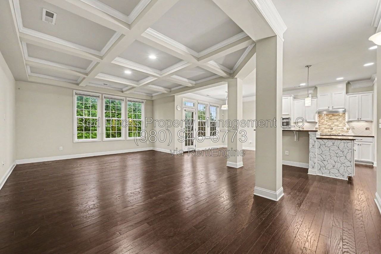 9659 Camberley Ave Nw - Photo 7 of 33