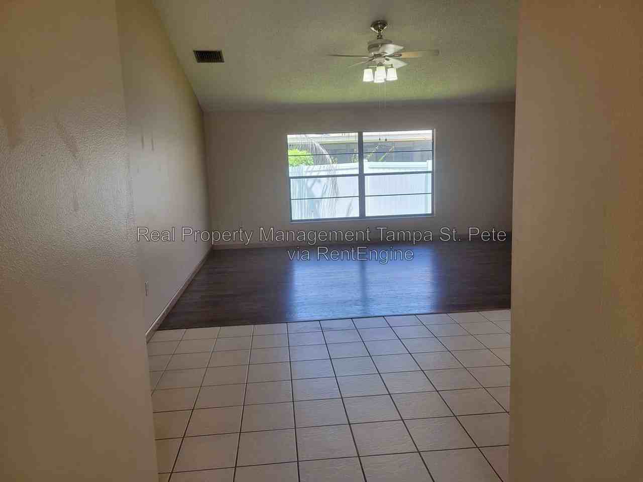 2024 Sheffield Ct - Photo 2 of 33