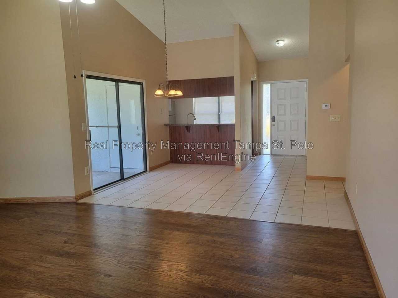 2024 Sheffield Ct - Photo 4 of 33