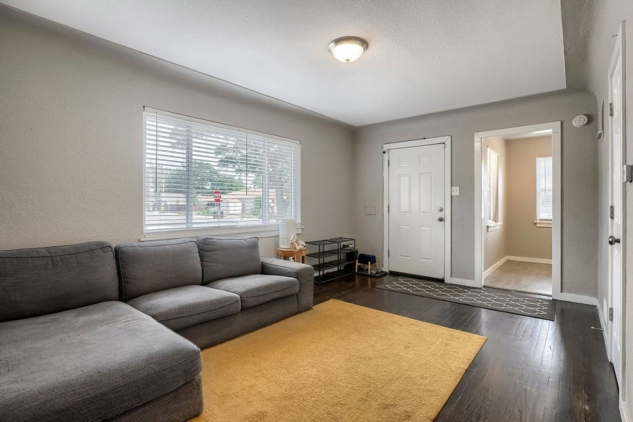 1701 Lima St - Photo 2 of 11