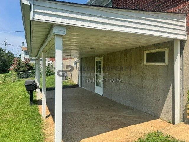 4618 Weber Rd - Photo 3 of 4