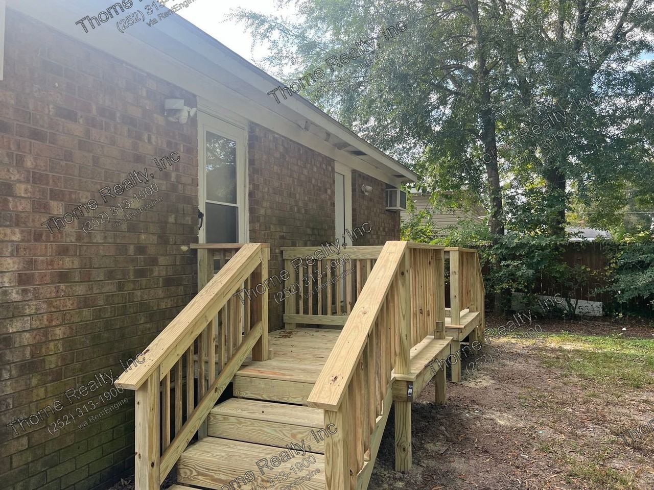 310 Myrtle Ave - Photo 2 of 13