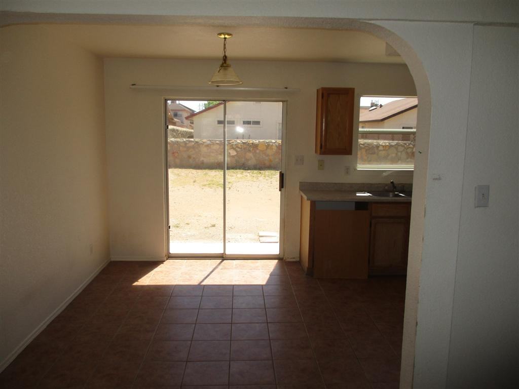 2436 Tierra Rica Way - Photo 3 of 12