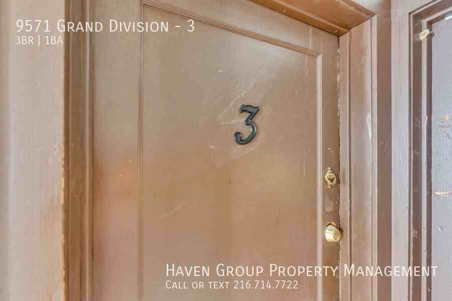 9571 Grand Division Ave #3 - Photo 4 of 21