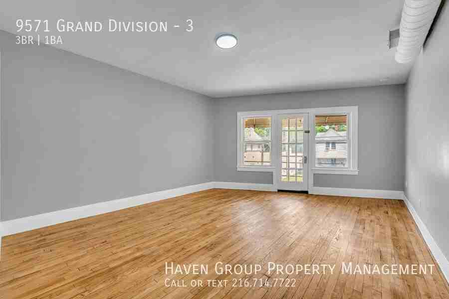 9571 Grand Division Ave #3 - Photo 5 of 21