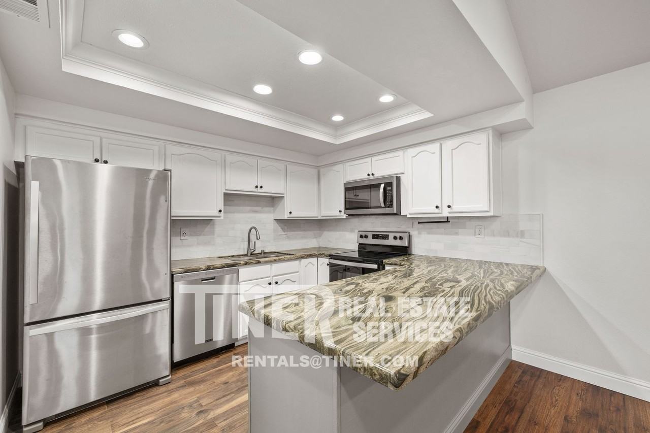 7586 Waterwillow Dr - Photo 3 of 31