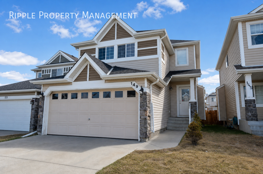 149 Cougar Plateau Mews Sw #NA - Photo 2 of 24