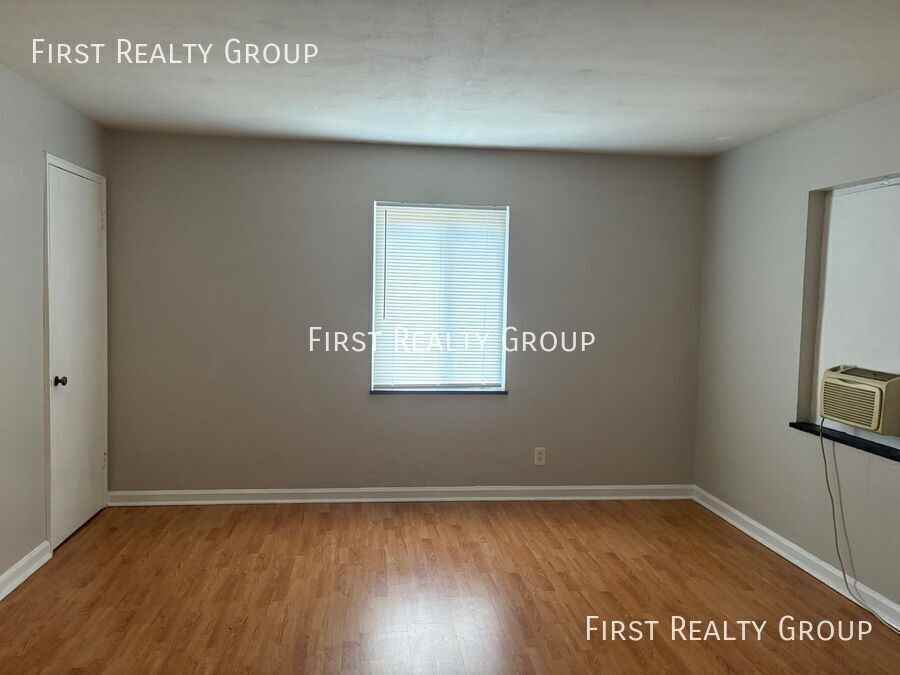 3129 S Smithville Rd #3 - Photo 5 of 8