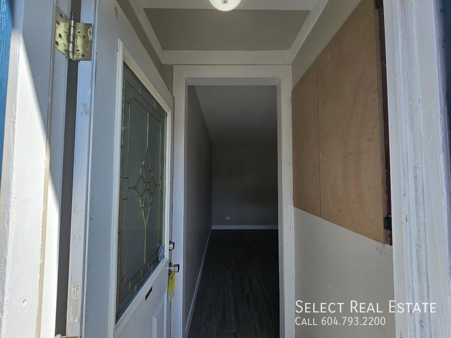 45735 Lewis Ave - Photo 3 of 40