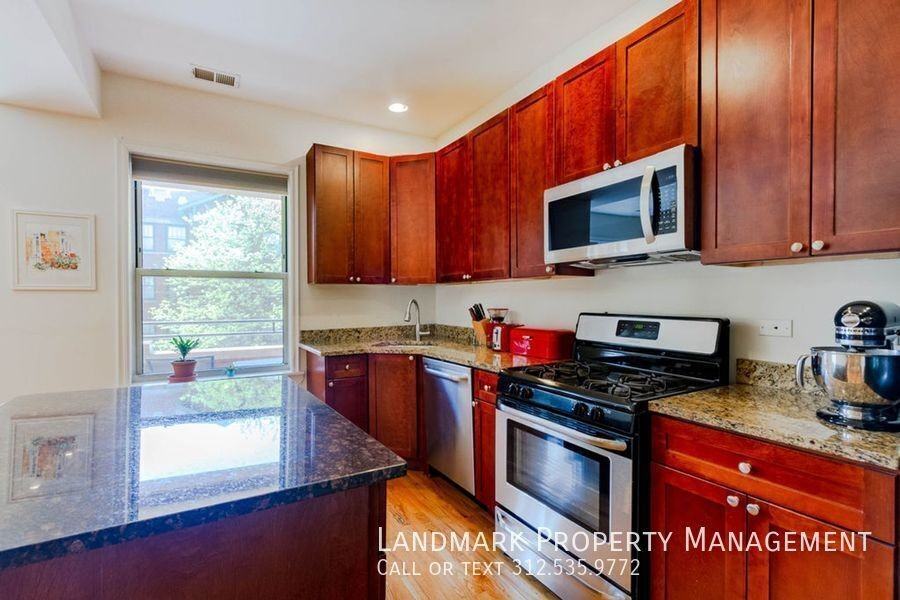 4853 S Vincennes Ave #205 - Photo 3 of 18