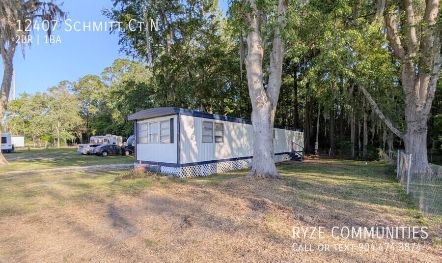 12407 Schmitt Ct N - Photo 2 of 14