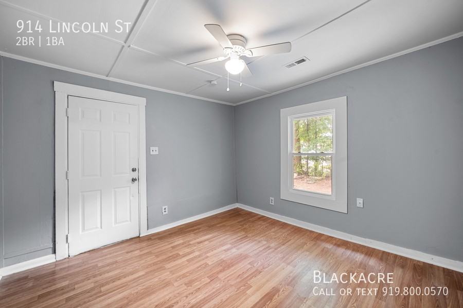 914 Lincoln St - Photo 4 of 8