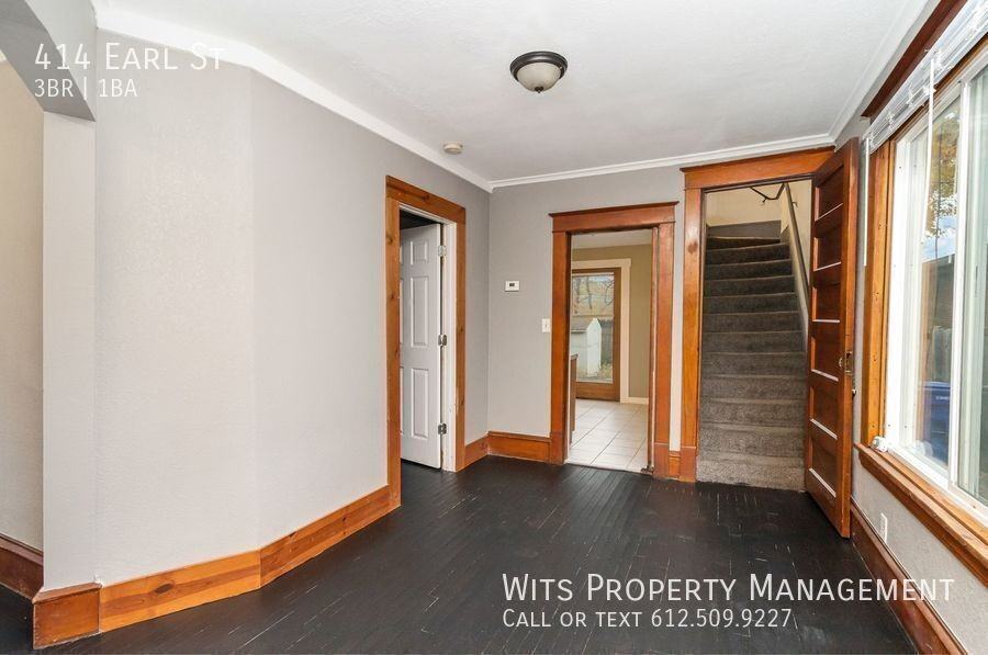 414 Earl St - Photo 2 of 24