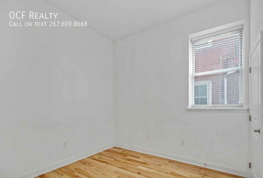 1311 Spruce St #203 - Photo 3 of 10