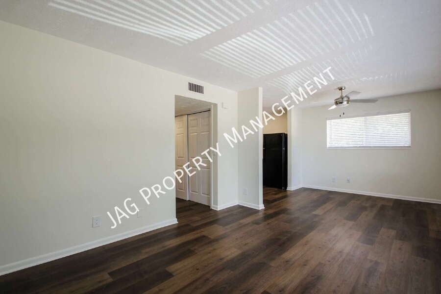 1436 Berrier St - Photo 5 of 31