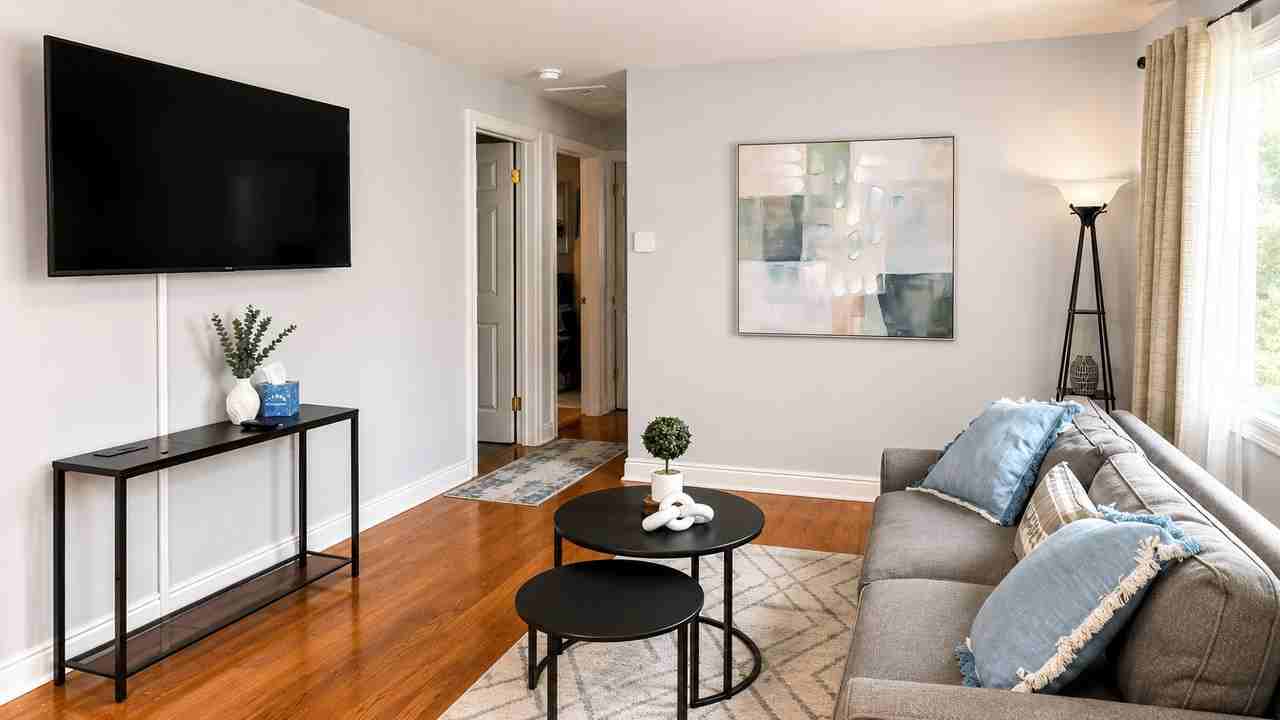 2224 Kirby Rd - Photo 6 of 12