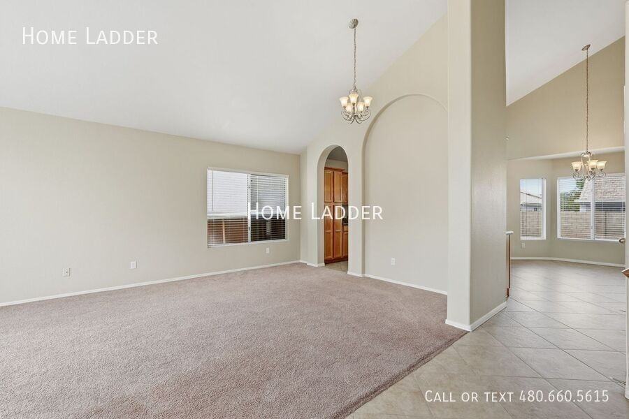 599 W Country Estates Ave - Photo 2 of 33