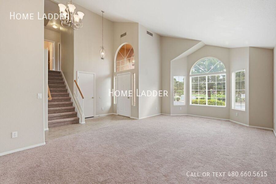 599 W Country Estates Ave - Photo 4 of 33