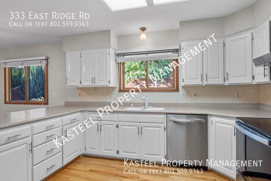 333 Ridge Rd - Photo 6 of 45