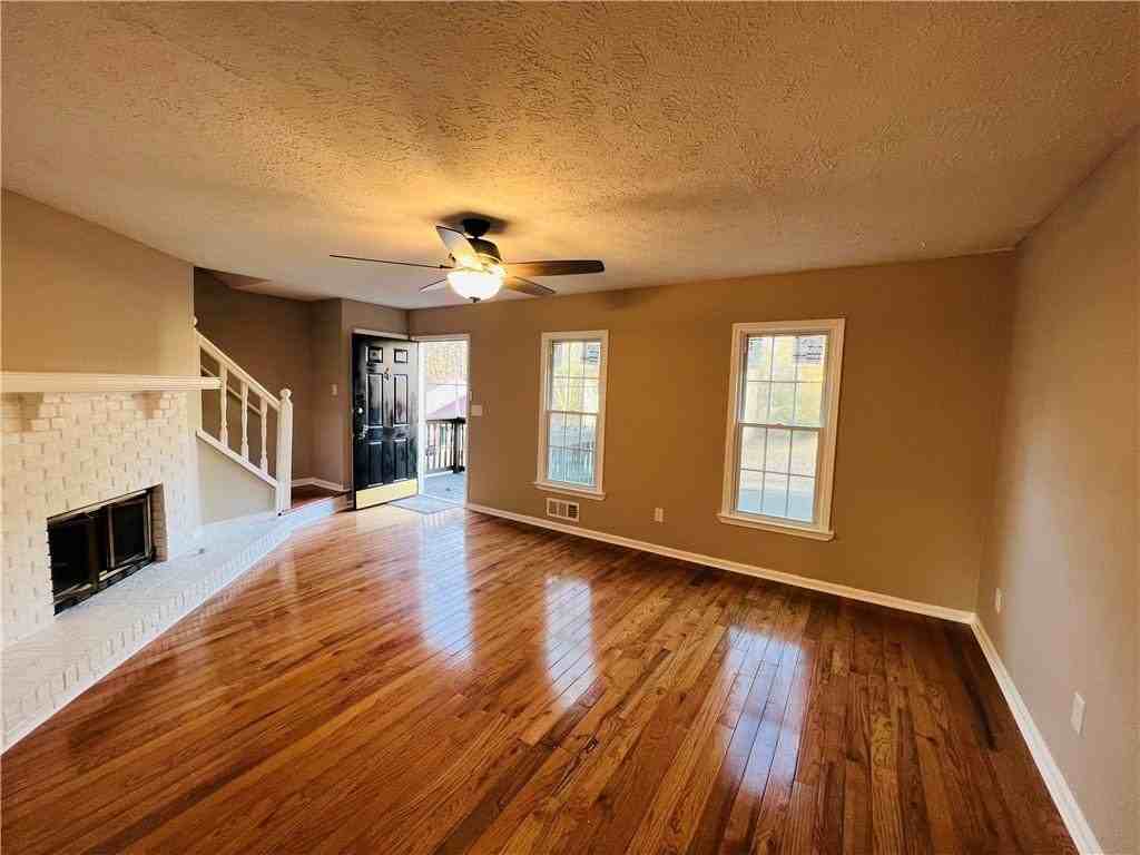 157 Timber Creek Ln Sw - Photo 6 of 9