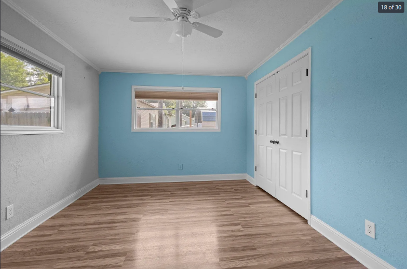 2102 Houston St - Photo 4 of 11