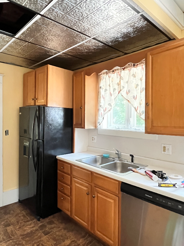 46 Webster St #1 - Photo 6 of 27