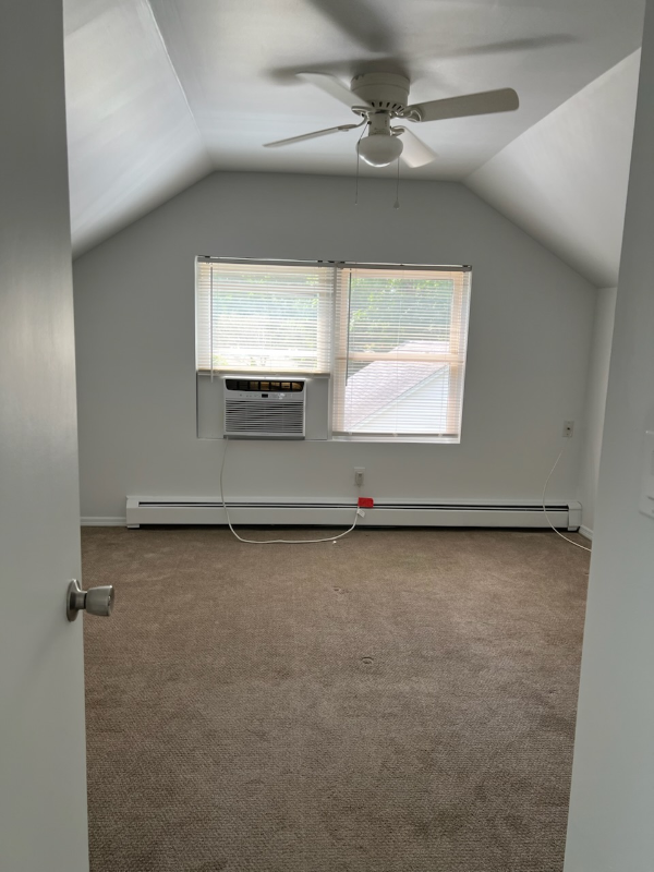 18 Linden Pl #2