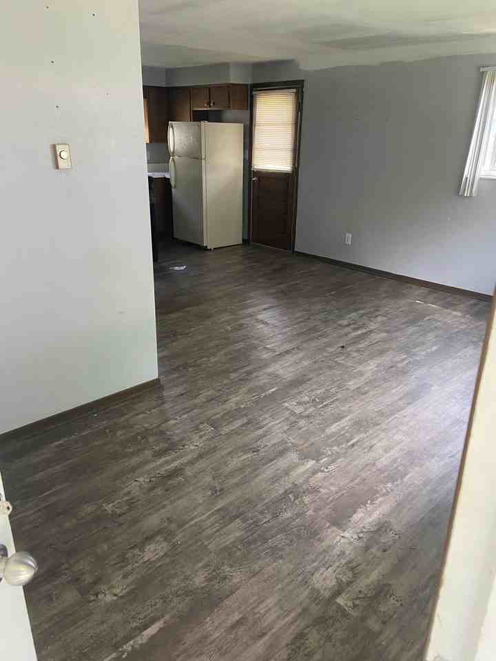 442 E Michigan St - Photo 2 of 12