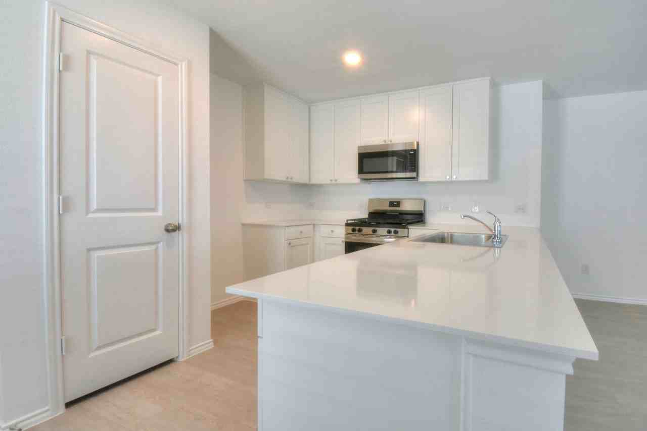 336 Dragonfly Park - Photo 3 of 27
