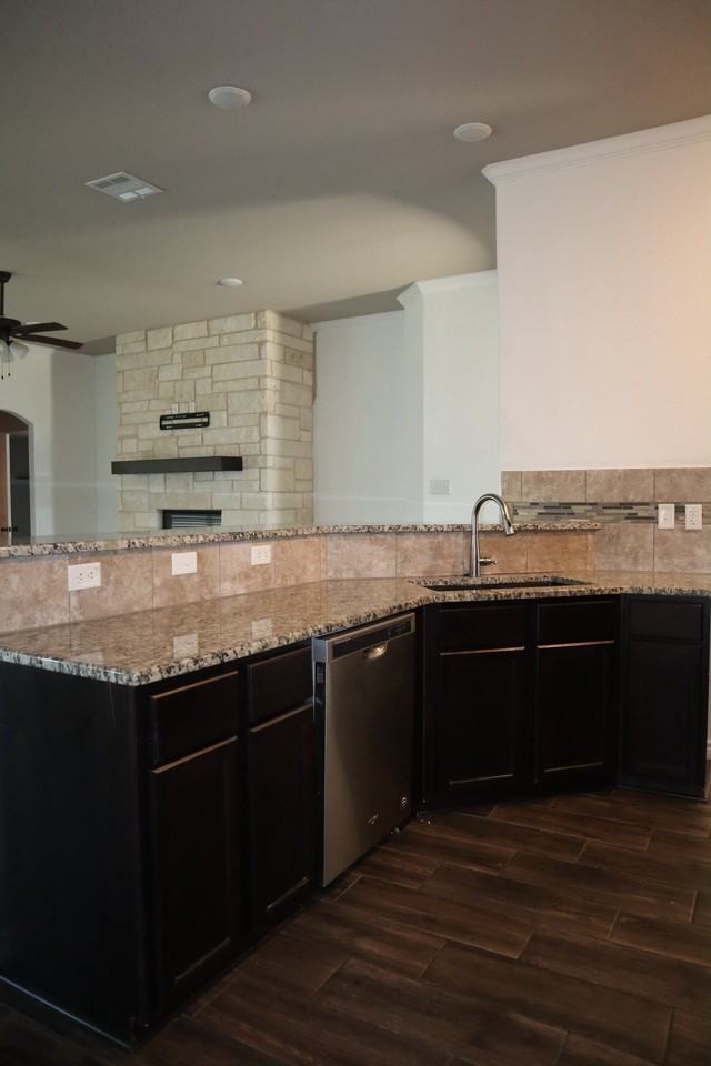 5207 Colina Dr - Photo 3 of 10