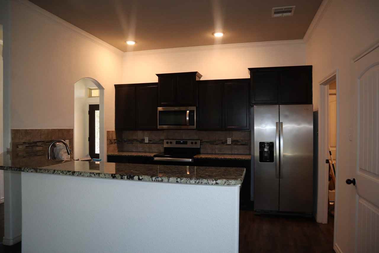 5207 Colina Dr - Photo 4 of 10
