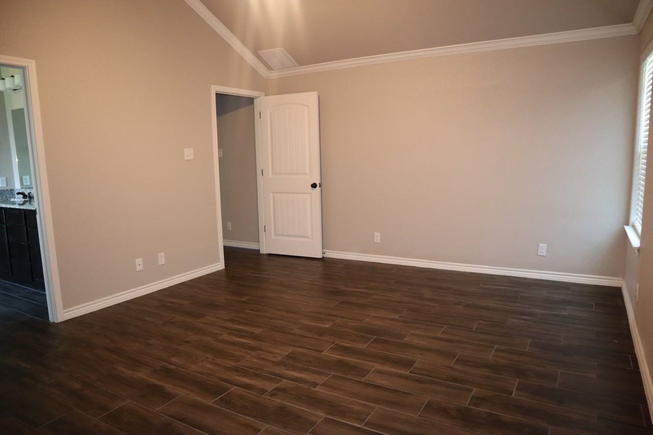 5207 Colina Dr - Photo 5 of 10