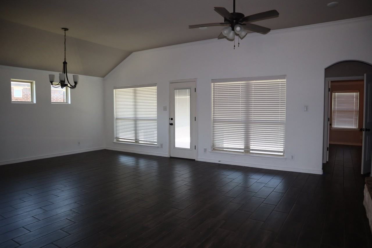 5207 Colina Dr - Photo 7 of 10